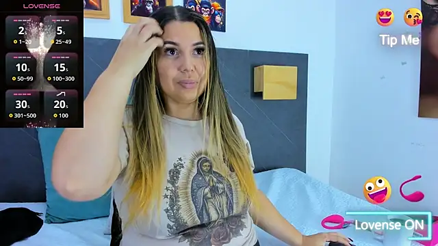 Snapshot of Andhrea_Vale chatting on 02/09/26, 11:52 Andhrea Vale online show from 02/09/26, 11:52