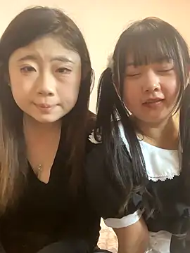 qiuqiu-06 online show from 11/07/25, 12:10