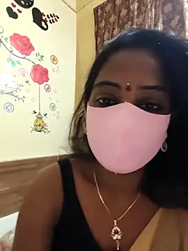 Snapshot of siritelugubutterfly chatting on 11/08/25, 05:22 siritelugubutterfly online show from 11/08/25, 05:22