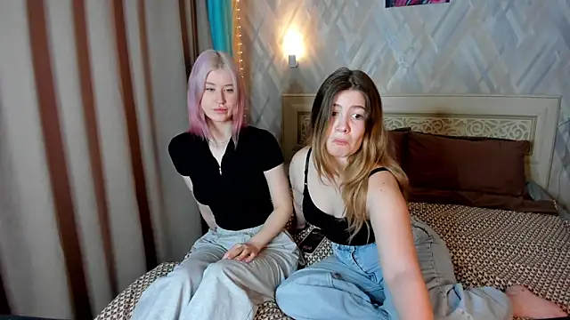 Lory Reed online show from 11/07/25, 04:17