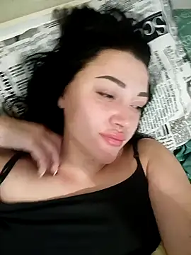 Snapshot of Hilly_Bernie chatting on 11/07/25, 06:51 Hilly Bernie online show from 11/07/25, 06:51