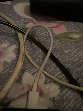 Snapshot of newboy02 chatting on 11/13/25, 09:24 newboy02 online show from 11/13/25, 09:24