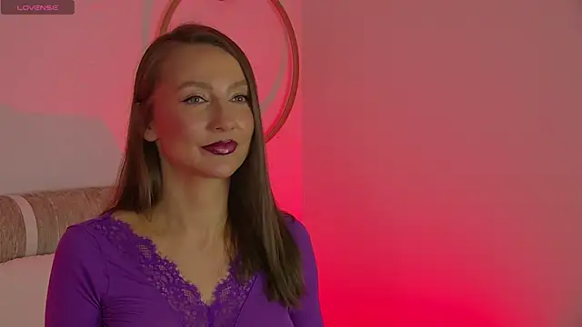 Snapshot of Eva_Devine chatting on 11/13/25, 05:50 Eva Devine online show from 11/13/25, 05:50