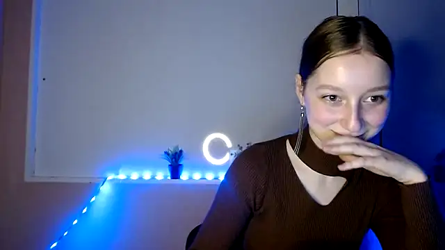 Curlyyy Girl online show from 11/07/25, 02:54