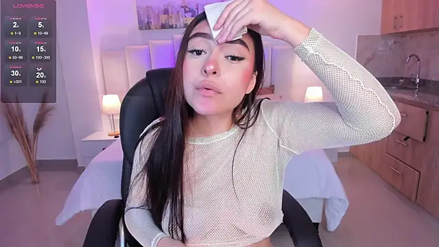 Maya vexx online show from 01/12/26, 07:20