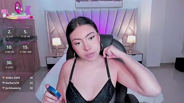 Maya vexx online show from 12/14/25, 08:36