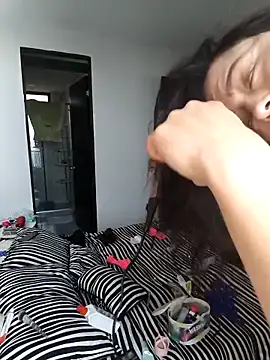 ALEJA  22 online show from 12/01/25, 12:06