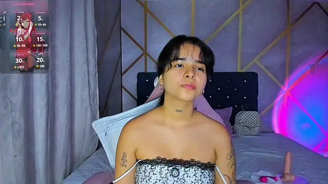  vaiolet owo online show from 02/14/26, 05:29