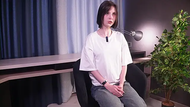 Snapshot of LilaJudice chatting on 11/07/25, 09:03 LilaJudice online show from 11/07/25, 09:03