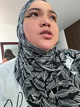 sweetmuslim01 online show from 03/14/26, 04:24