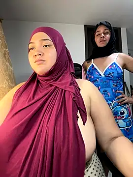 sweetmuslim01 online show from 12/13/25, 08:04