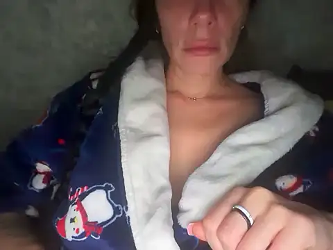 Angelinaa19 online show from 11/20/25, 08:48