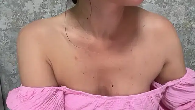 Angelinaa19 online show from 05/26/26, 01:31