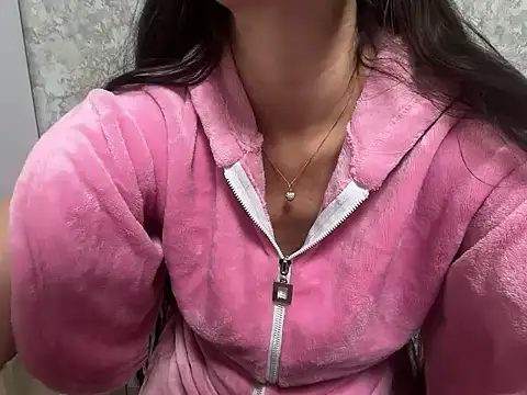 Angelinaa19 online show from 12/05/25, 03:10