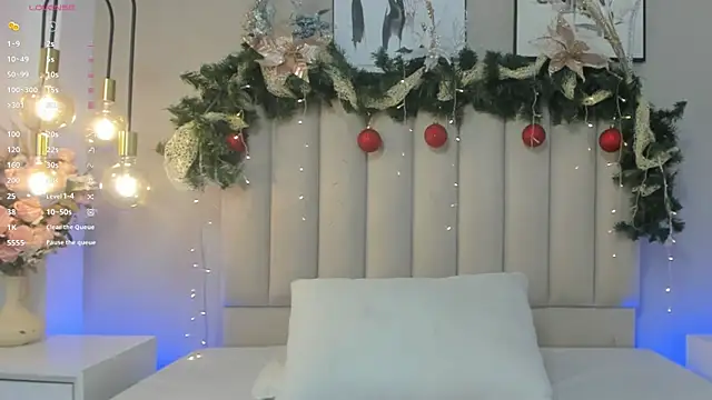 EmilyMiller 22 online show from 11/23/25, 12:37