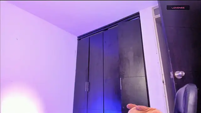 LilyGarcia online show from 11/15/25, 12:36