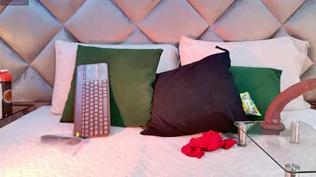 crystal gilton online show from 01/31/26, 07:23