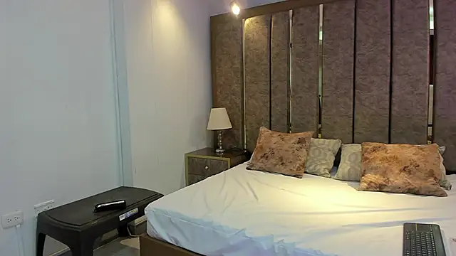 BrendaFernandez  online show from 02/23/26, 02:06