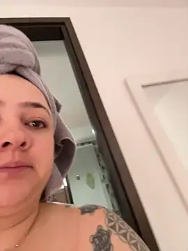 cleo wale  online show from 11/14/25, 04:21