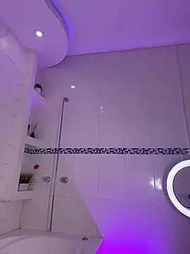 EmmilyEvanss online show from 12/16/25, 05:28