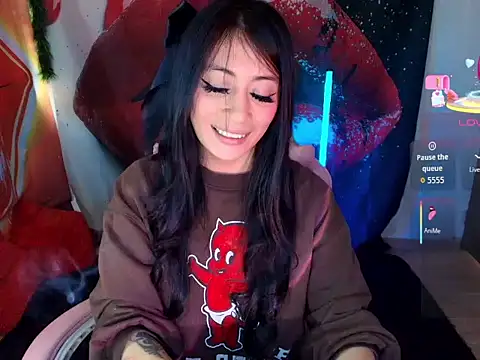 Snapshot of venus-foxy chatting on 01/08/26, 05:19 venus-foxy online show from 01/08/26, 05:19