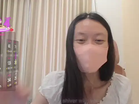 Lil-Cherries online show from 11/10/25, 04:06