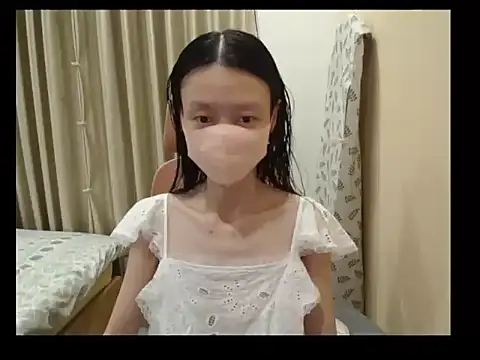 Lil-Cherries online show from 05/14/26, 01:08