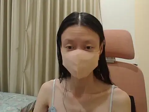 Snapshot of Lil-Cherries chatting on 02/02/26, 01:43 Lil-Cherries online show from 02/02/26, 01:43