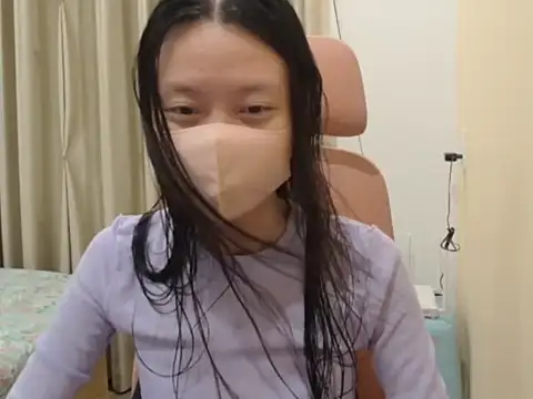 Lil-Cherries online show from 03/03/26, 05:20