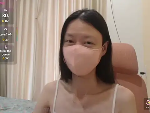 Lil-Cherries online show from 11/28/25, 02:23