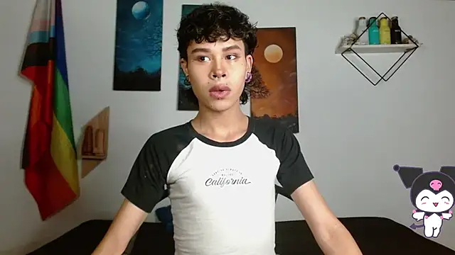 nicolai a online show from 04/12/26, 01:20