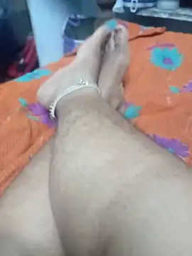 Snapshot of Rathi_telugu_couple chatting on 07/10/26, 02:22 Rathi telugu couple online show from 07/10/26, 02:22