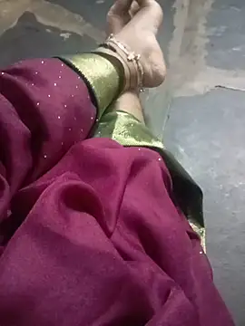 Snapshot of Rathi_telugu_couple chatting on 07/02/26, 10:21 Rathi telugu couple online show from 07/02/26, 10:21
