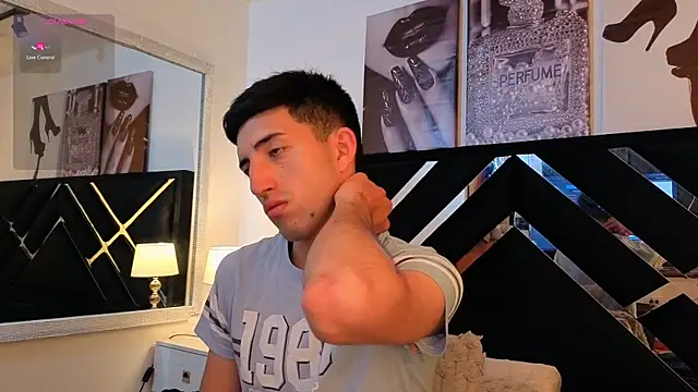 Un Sluttyy online show from 03/31/26, 11:34