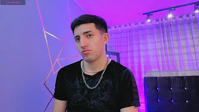 Un Sluttyy online show from 12/17/25, 11:48