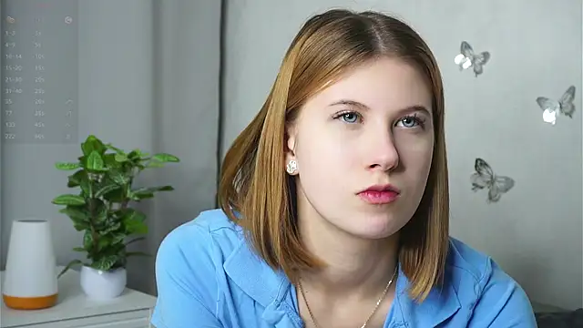 YvonneBou online show from 11/25/25, 07:58