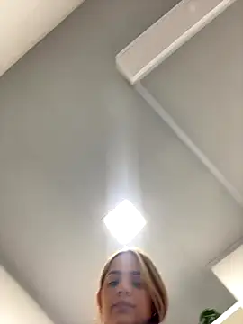 Sara  Secret online show from 11/25/25, 07:58