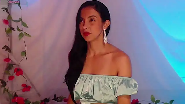 Belladonna lips online show from 02/25/26, 02:56