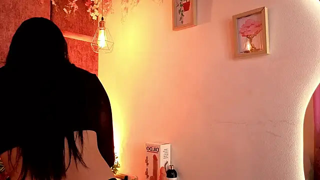 Snapshot of AuroraLanee_ chatting on 11/07/25, 07:18 AuroraLanee online show from 11/07/25, 07:18