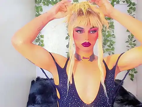 Sofia-hot  online show from 11/12/25, 09:40