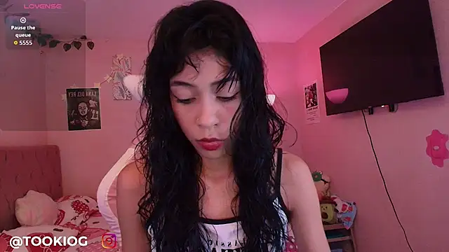 Snapshot of TOOKIOG_ chatting on 07/14/26, 05:41 TOOKIOG online show from 07/14/26, 05:41