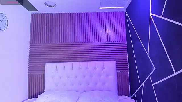 ZarinaWynne online show from 04/03/26, 01:06