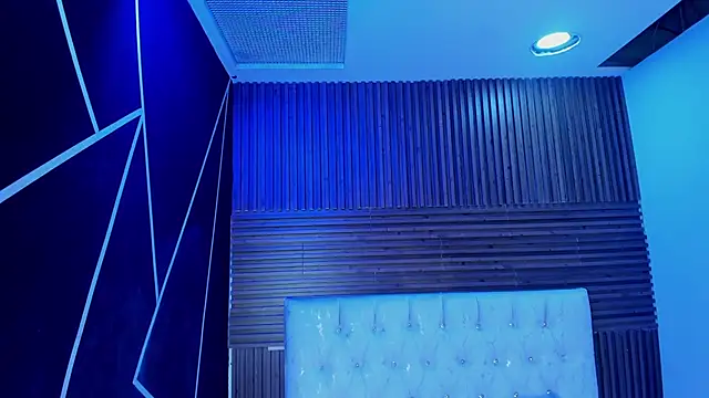 ZarinaWynne online show from 04/09/26, 01:06