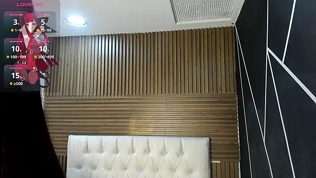 ZarinaWynne online show from 04/12/26, 01:25