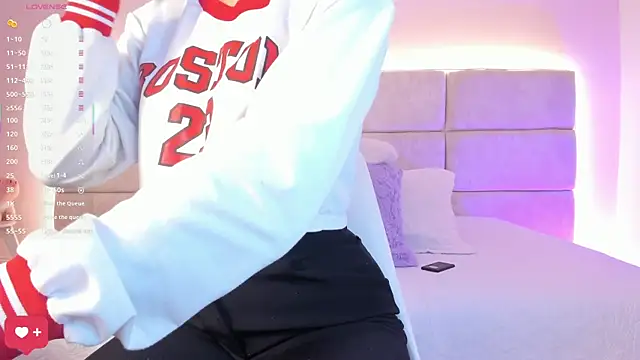 nia20  online show from 04/07/26, 12:18