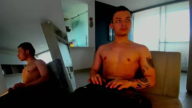 Snapshot of Zeus_Jeff chatting on 11/30/25, 07:58 Zeus Jeff online show from 11/30/25, 07:58