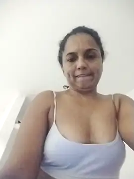 Snapshot of _Lizeth_ chatting on 07/17/26, 03:48 Lizeth online show from 07/17/26, 03:48