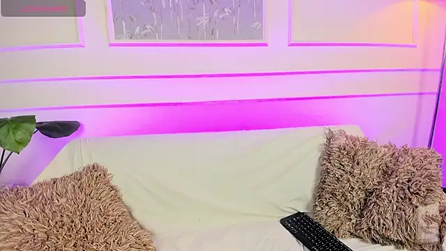 AliceMadnes online show from 03/23/26, 01:44