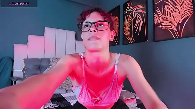 AliceMadnes online show from 01/08/26, 01:55