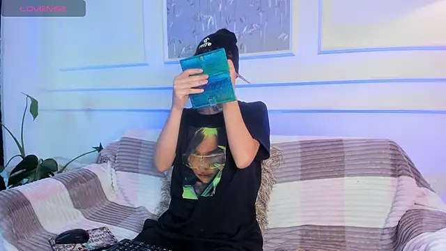 AliceMadnes online show from 03/01/26, 12:49